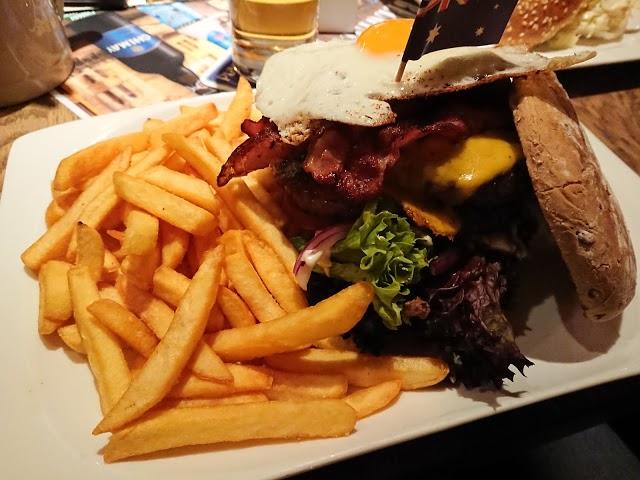 Brot & Spiele